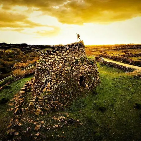 Anninnia - Ghiiarza Holiday home *